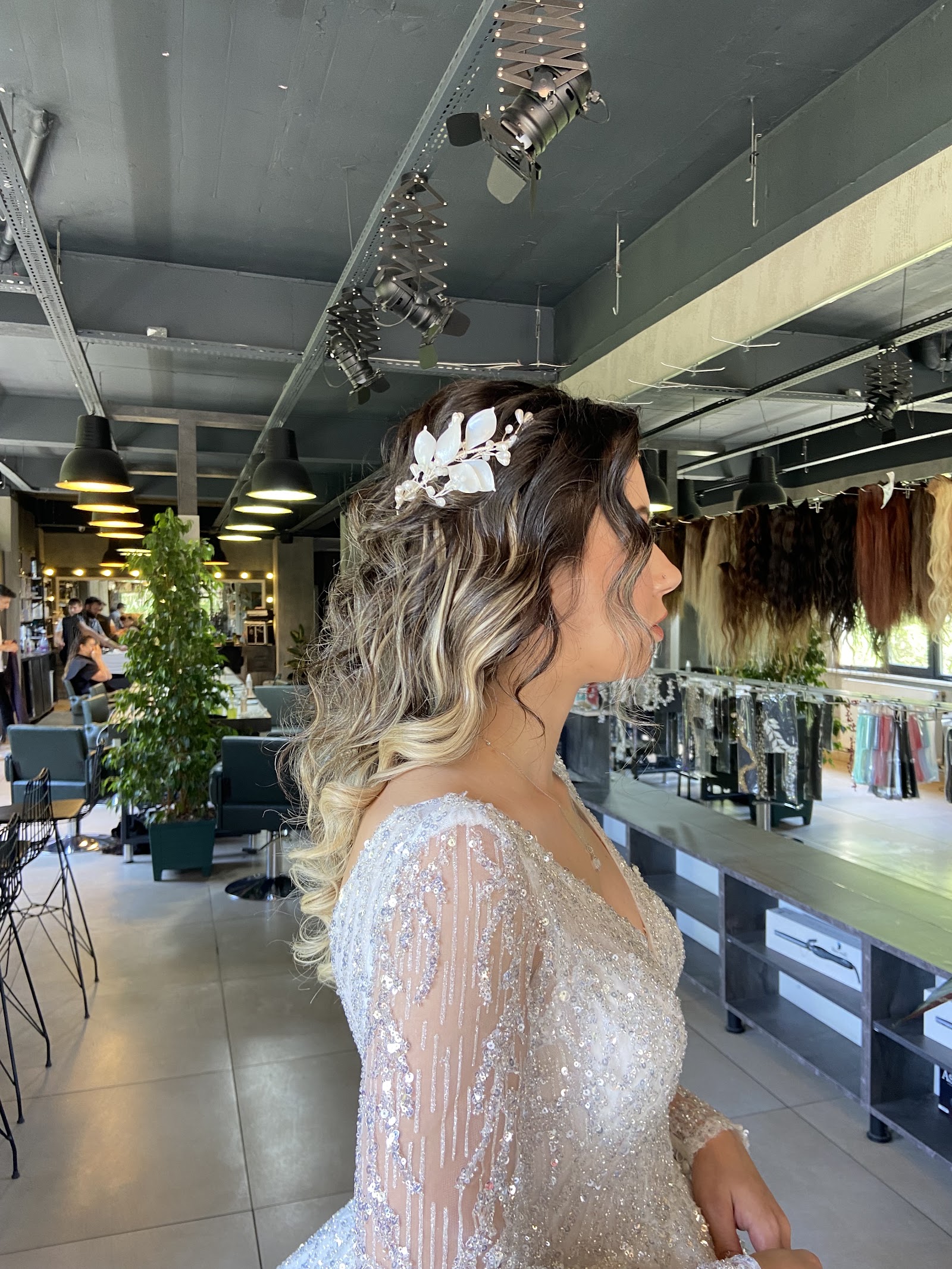 Bolu Salon Nişantaşi Kadın Erkek Saç Atölyesi