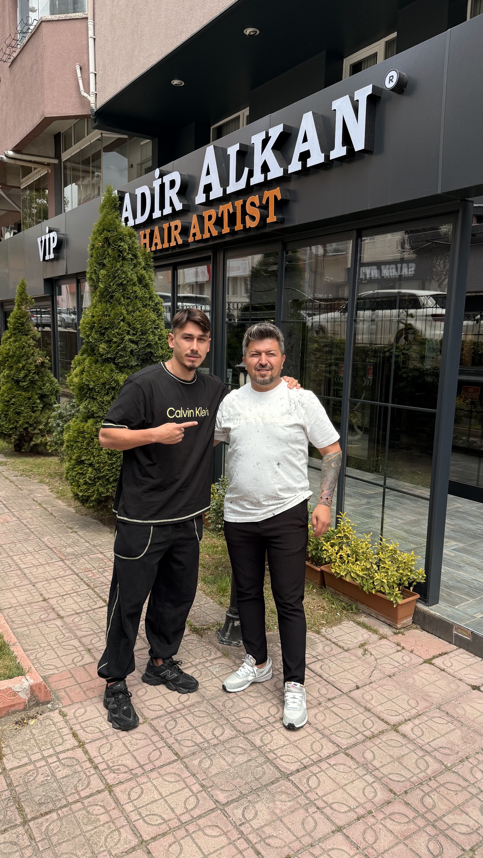 Kadir Alkan Hair Artist Kadın-Erkek Kuaför Bolu
