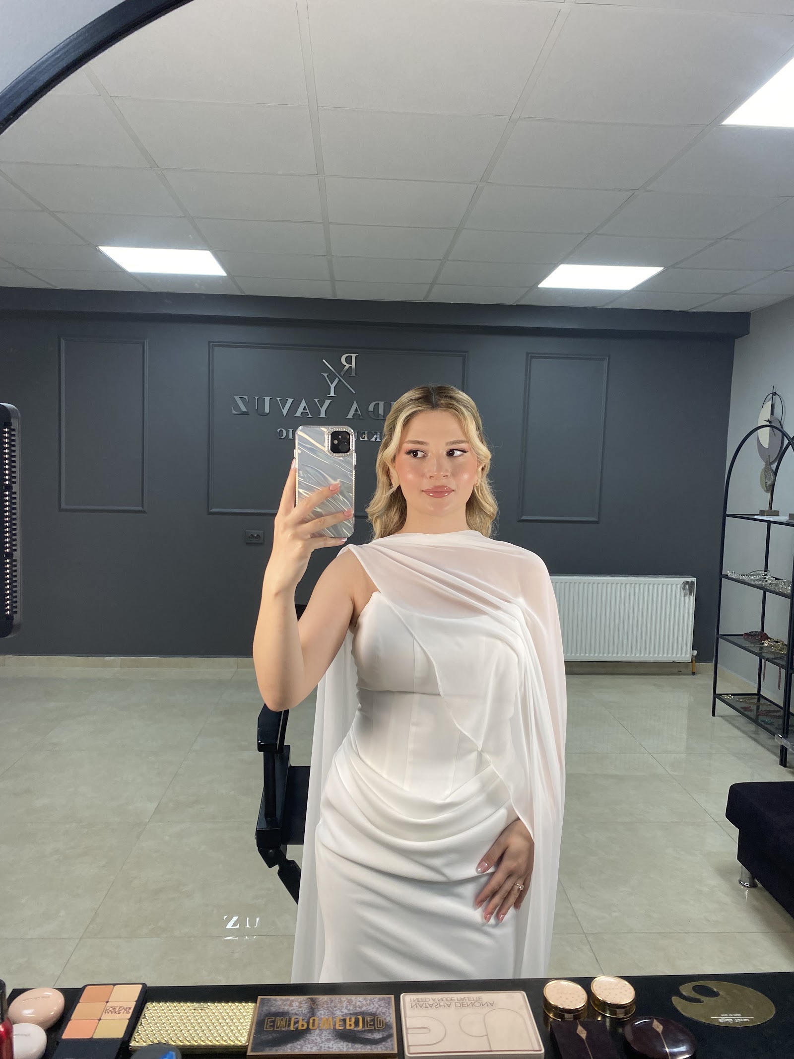 Rojda Yavuz Makeup Studio
