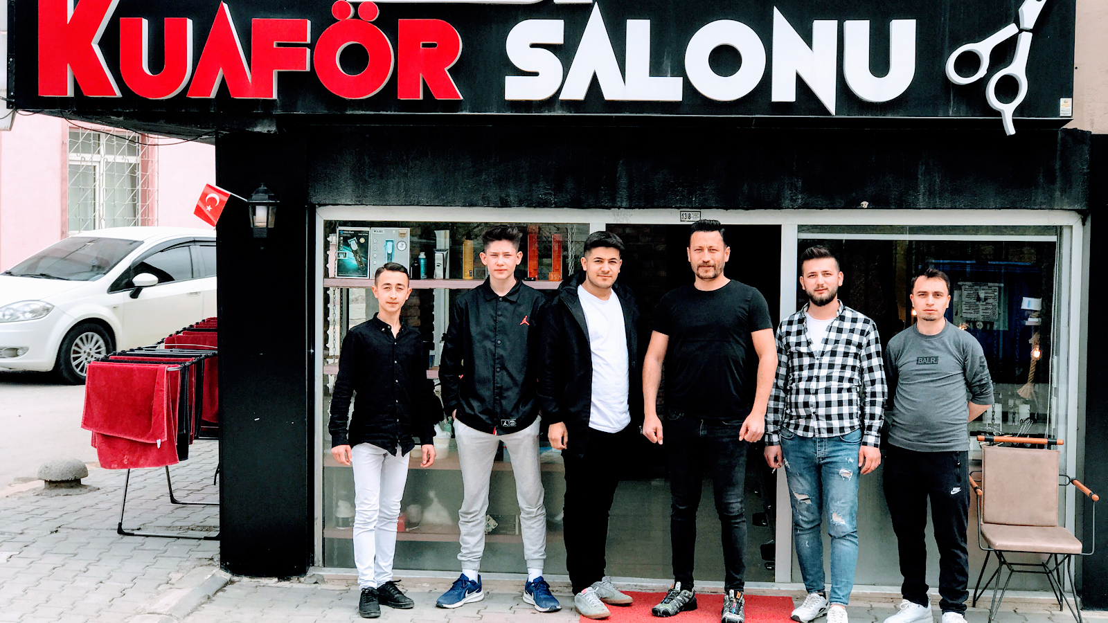 Trendy Kuaför Salonu kır düğünü mekanı — Merkez